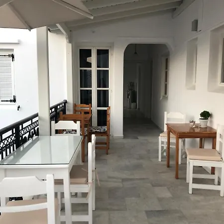Naxos Budget Guest house